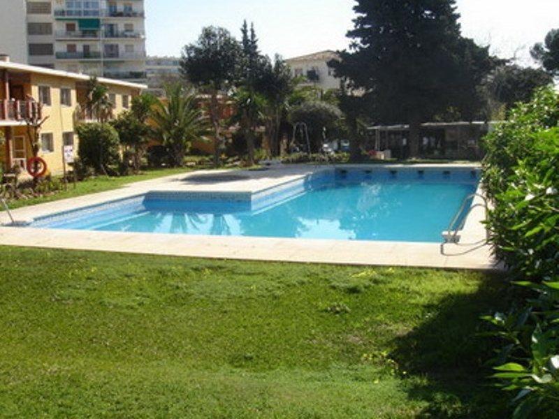 San Carlos Apartment *